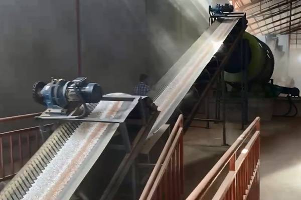 NPK granules mixing plant working site